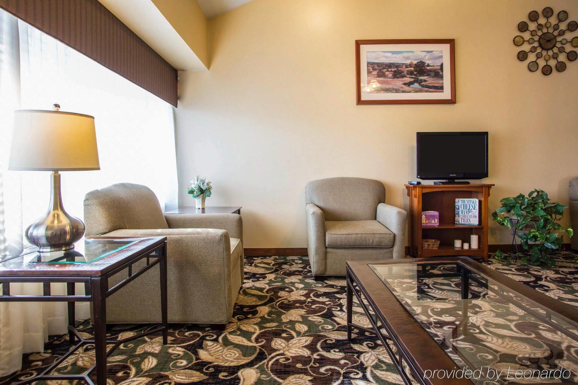 Americinn By Wyndham Marshfield Bagian luar foto